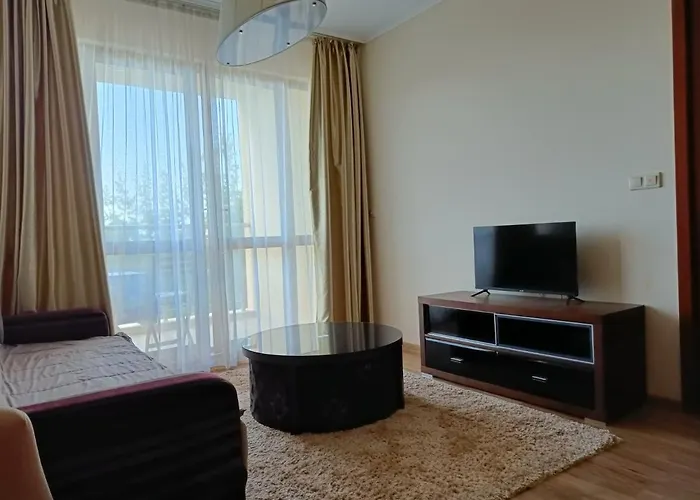 아파트 приятна почивка на море в Golden Line